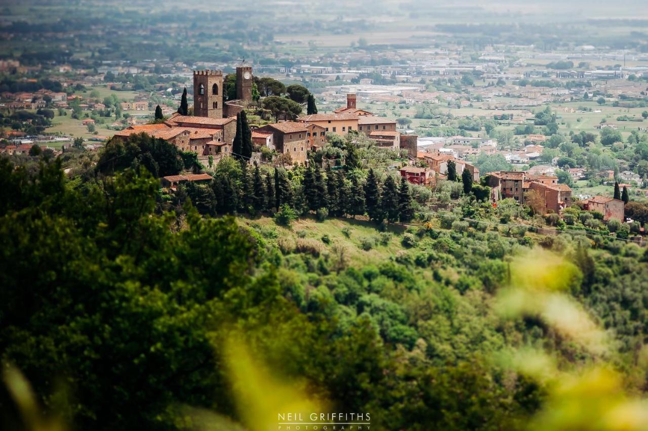 Residenza Buggiano Antica B&B - Charme Apartment In Tuscany Borgo a Buggiano Buitenkant foto