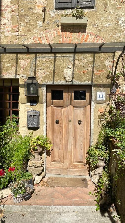 Residenza Buggiano Antica B&B - Charme Apartment In Tuscany Borgo a Buggiano Buitenkant foto