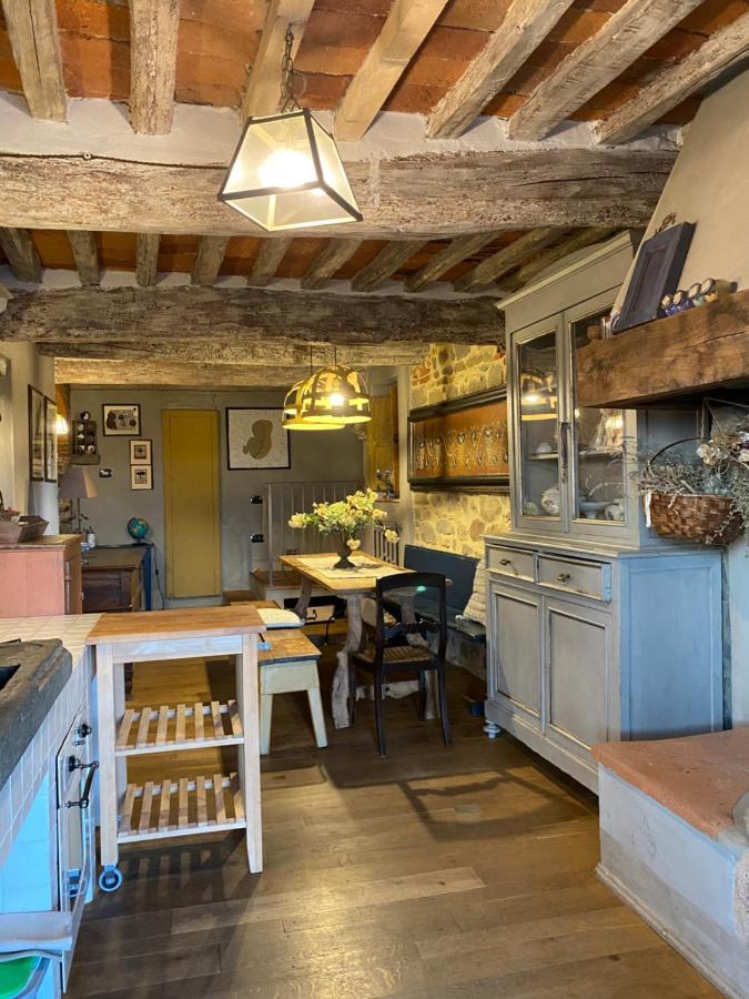 Residenza Buggiano Antica B&B - Charme Apartment In Tuscany Borgo a Buggiano Buitenkant foto
